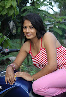 Lanka Hot Actress