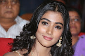 Pooja hegde glamorous photos-thumbnail-4