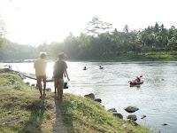 Wisata Perahu Pakcraft di SAMBENG kali Progo