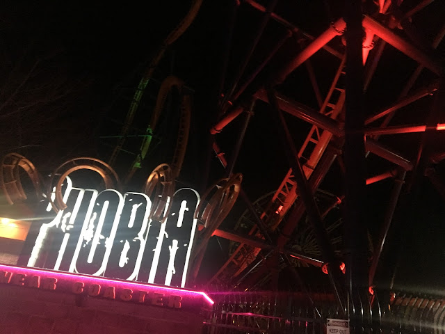 Phobia Phear Coaster At Night Roller Coaster Lake Compounce