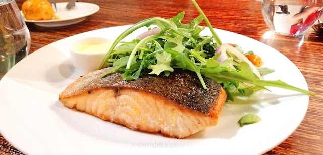 Pan-Seared Salmon @ Laundrolux