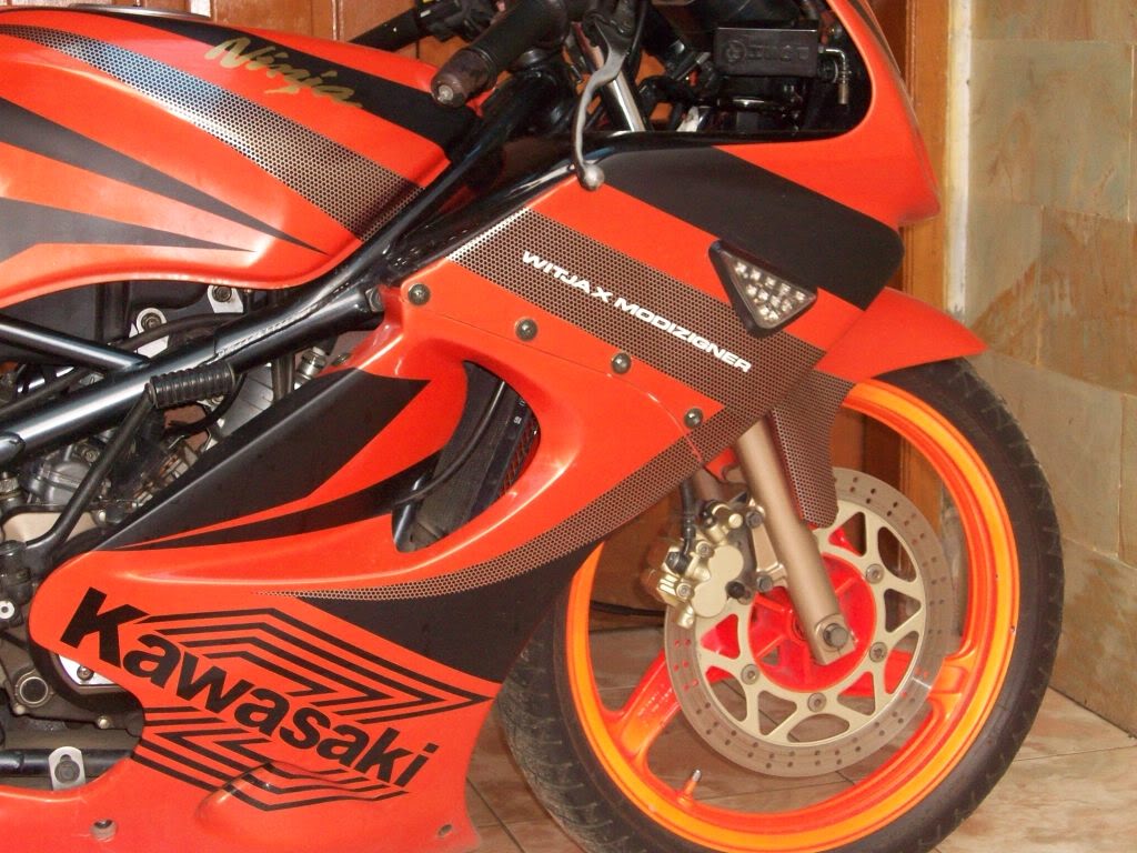 MODIFIKASI MOTOR 2015 NINJA RR 150 CC