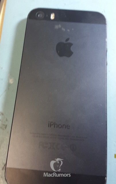 iPhone 5S Pictures Leaked