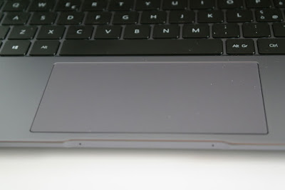 Honor MagicBook 14 7nm touchpad