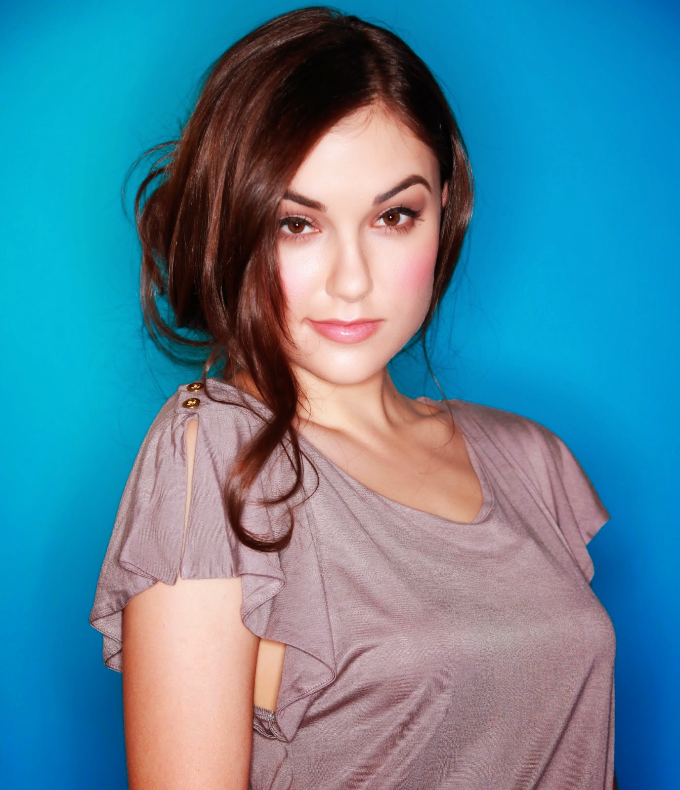  Sasha Grey dan Wanda Hamidah menjadi Trending di Google