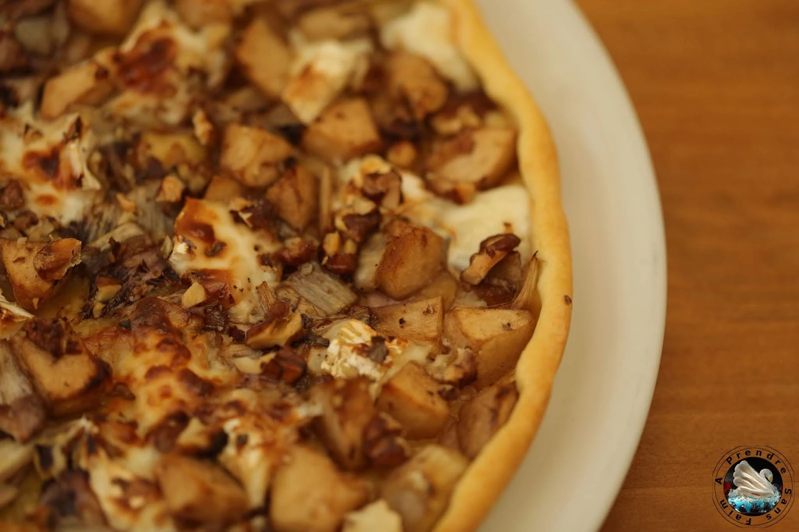 Tarte pommes endives au camembert di latte di capra