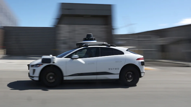 waymo-selfdriving-car