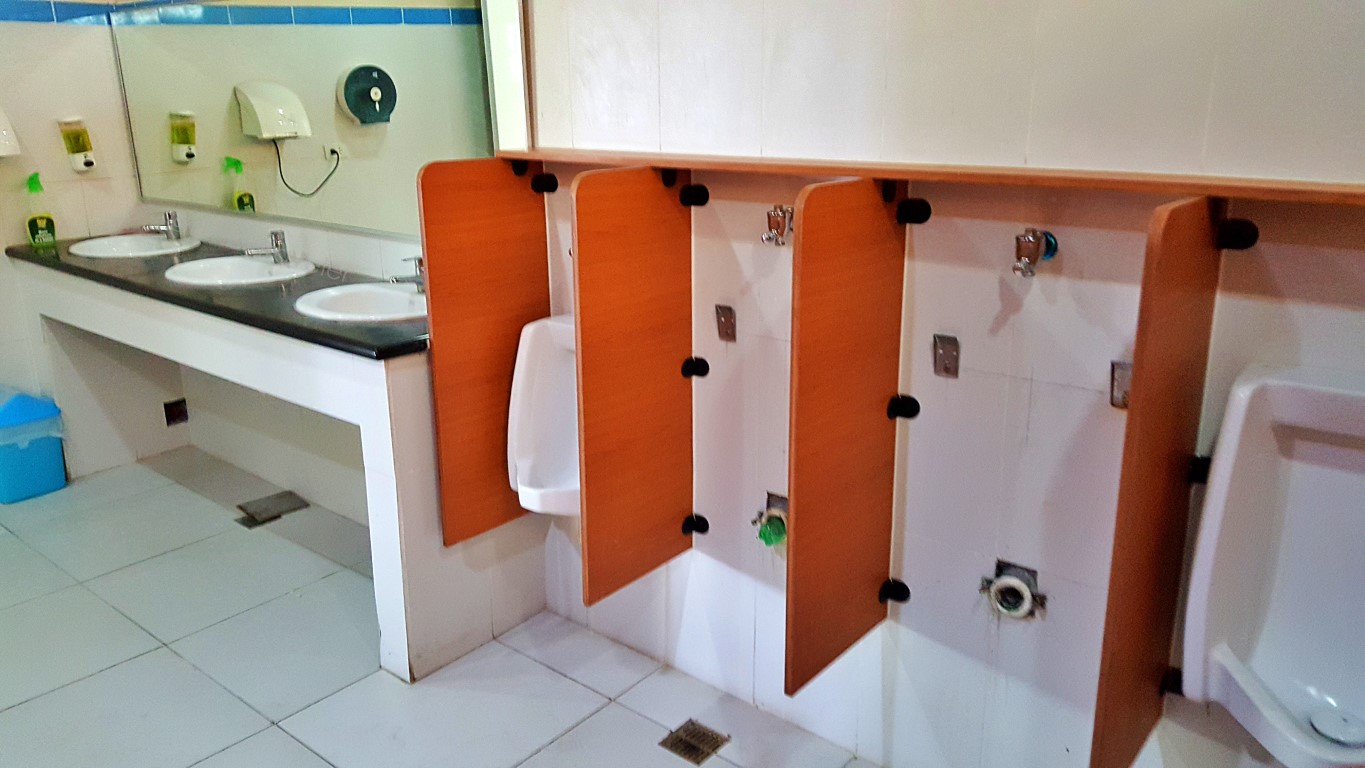 Toilets at the Passenger Terminal of Tagbilaran Seaport, Bohol