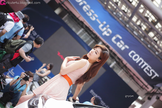 1 Jo Sang Hi at Hyundai Best Dress-up Car Contest 2012-very cute asian girl-girlcute4u.blogspot.com