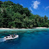 Eksotisme Tempat Wisata Teluk Triton Papua Barat