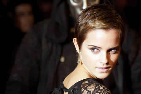 emma watson short hair pics. Emma Watson shows off her