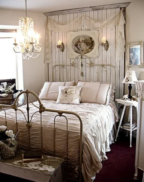 Inspiring Sweet Vintage Bedroom Decoration Ideas
