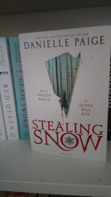 [#37] Recenzja "Stealing Snow" by Danielle Paige