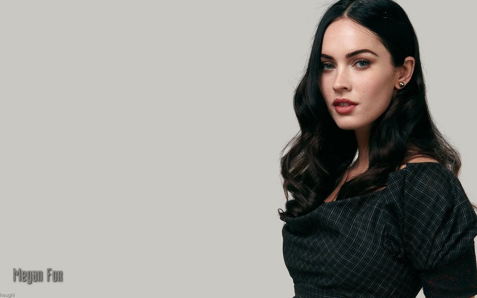  Hot Wallpapers of Megan Fox 