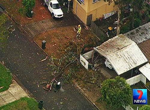 queensland_storm_damage_photo