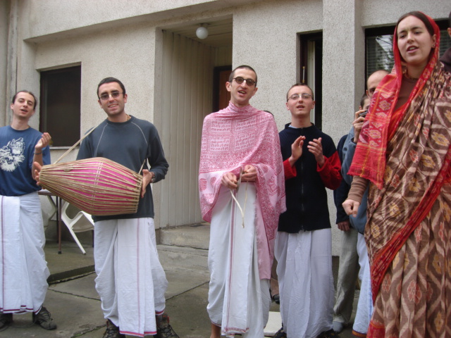 Sankarshan Das Send-Off by Devotees in Skopje, Macedonia