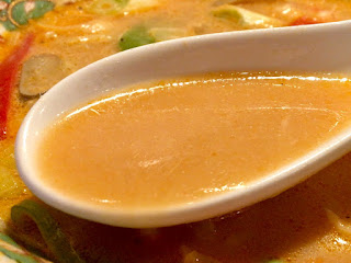 海老ヌードル スープ