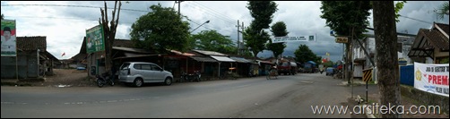 eksisting pasar kalisat - area masuk (entrance)