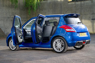 Suzuki Swift Sport 5-Door (2013) Rear Side