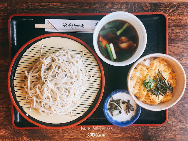 お食事処的地雞蕎麥麵和玉子丼
