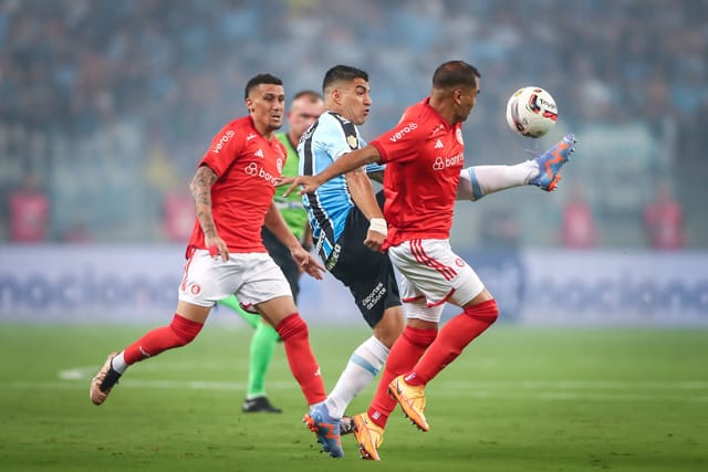 São Paulo x Grêmio, AO VIVO, com a Voz do Esporte, às 17h