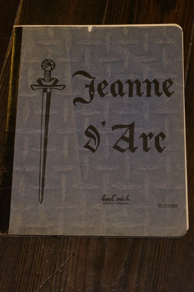 un cahier Jeanne D'Arc marque  Boul'Mich