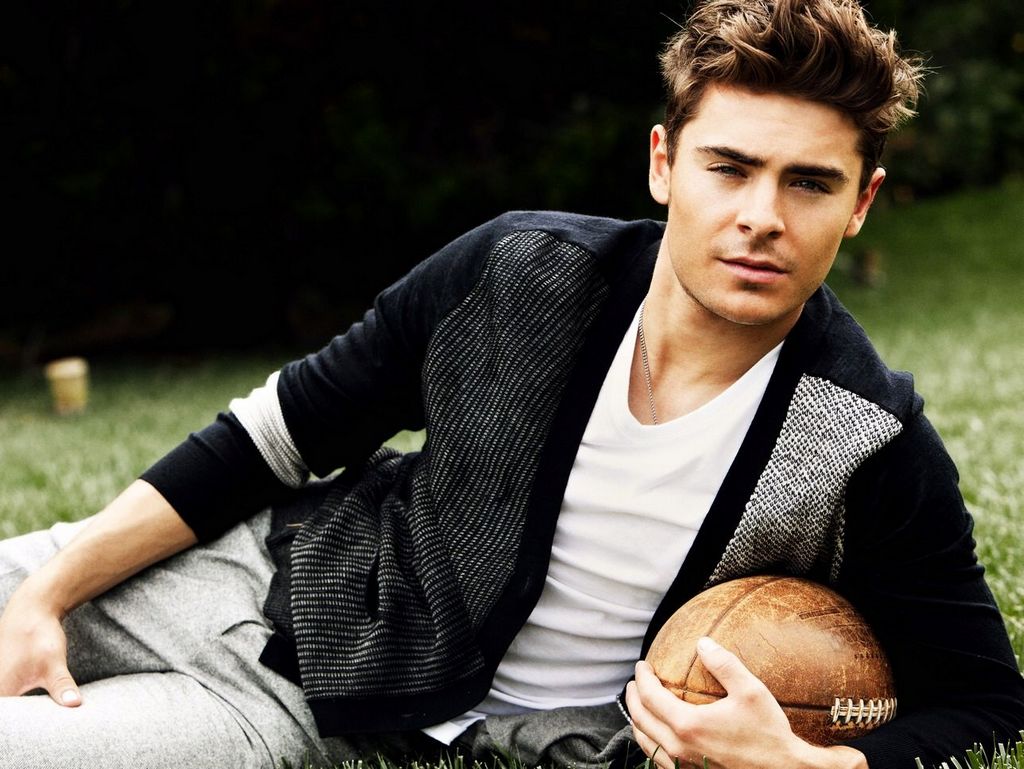 Fantastic Pictures: Handsome Hollywood Actor Zac Efron