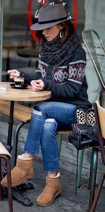 cozy fall outfit idea / hat + printed sweater + bag + ripped jeans + scarf