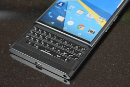 Mercury, BlackBerry Terbaru Dengan Keyboard Fisik Dan Kamera 18 MP