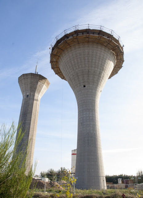 jiemve, chateau d'eau, construction, échaffaudage