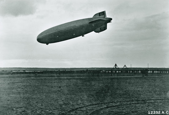HISTORY - Traveling with airliner LZ 129 HINDENBURG was the most luxurious airtravel