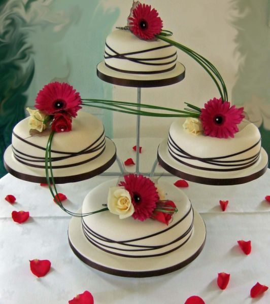 Bridal Wedding  Dresses Modern wedding  cake  design  pictures
