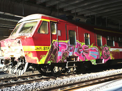 graffiti pigs