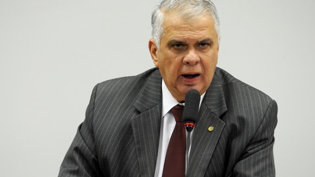 José Carlos Araújo vai apresentar dossiê com acusações pesadas contra políticos baianos