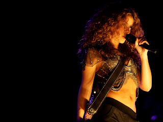 Shakira Stage Show Hot Picture