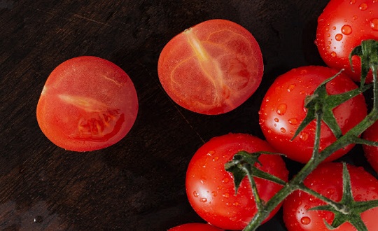 Benefits of eating tomatoes