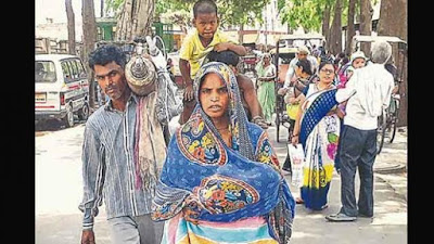 शर्मनाक! यूपी: गोद में बच्चा, कंधे पर ऑक्सीजन सिलेंडर लेकर भटकता रहा पिता, इलाज के लिए करते रहे मिन्नतें