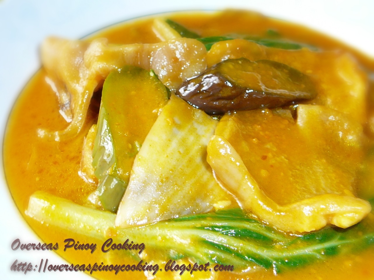 Kare-Kare (Beef Tripe)