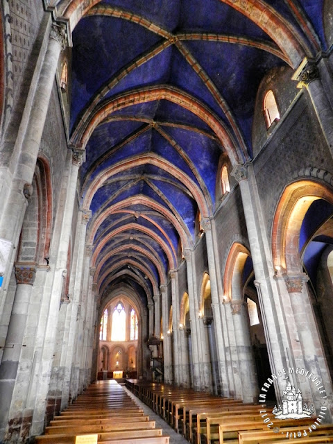 BELLEVILLE (69) - Eglise Notre-Dame (XIIe-XIVe siècles) (Intérieur)