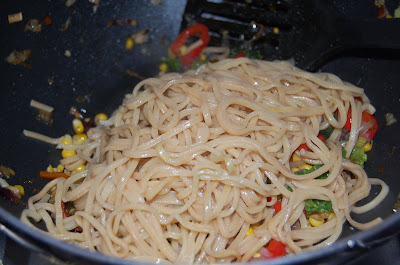 Recipes Noodles on Chef Jeenas Food Recipes  Vegetable Noodle Surprise