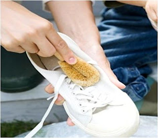 Wash shoes by hand