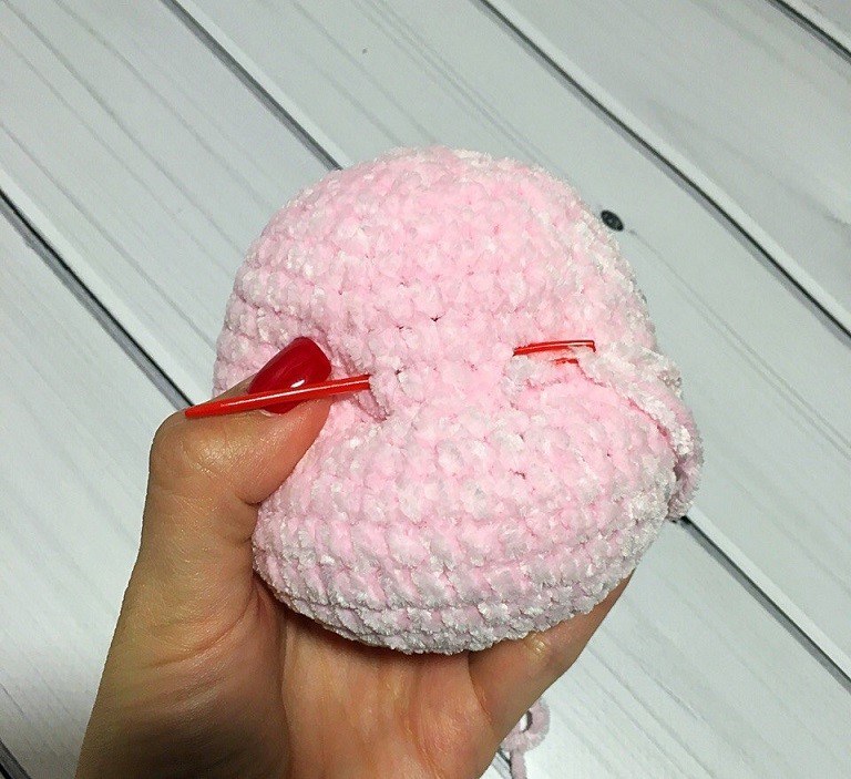 Piggy crochet eye liner