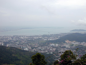 山顶上往下望的槟城美景