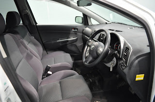 2004 Toyota Wish