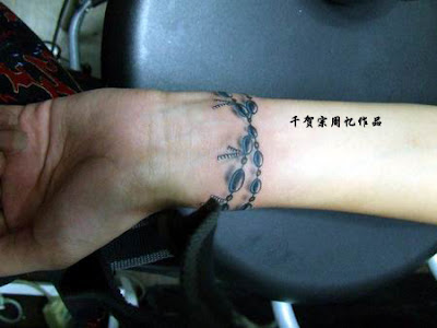 You can also look at some anklet tattoo designs.