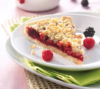 Red fruit crumble with raspberry brandy recipe