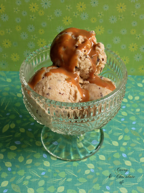 Helado de plátano con trocitos de chocolate - Banana ice cream