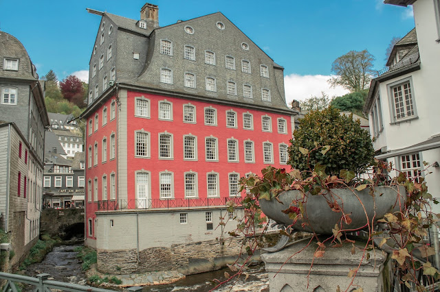 The view on Rotes Haus (Red House) from across the river