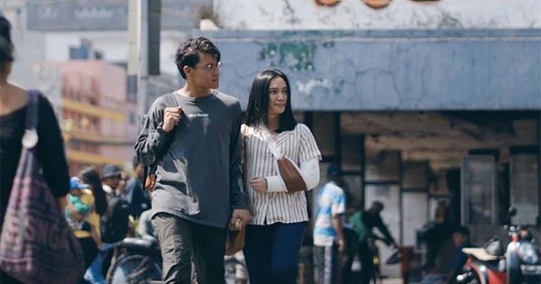 review-film-nanti-kita-cerita-tentang-hari-ini