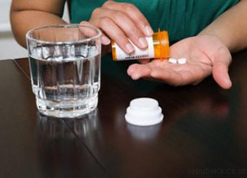 minum obat, makanan berbahaya setelah minum obat